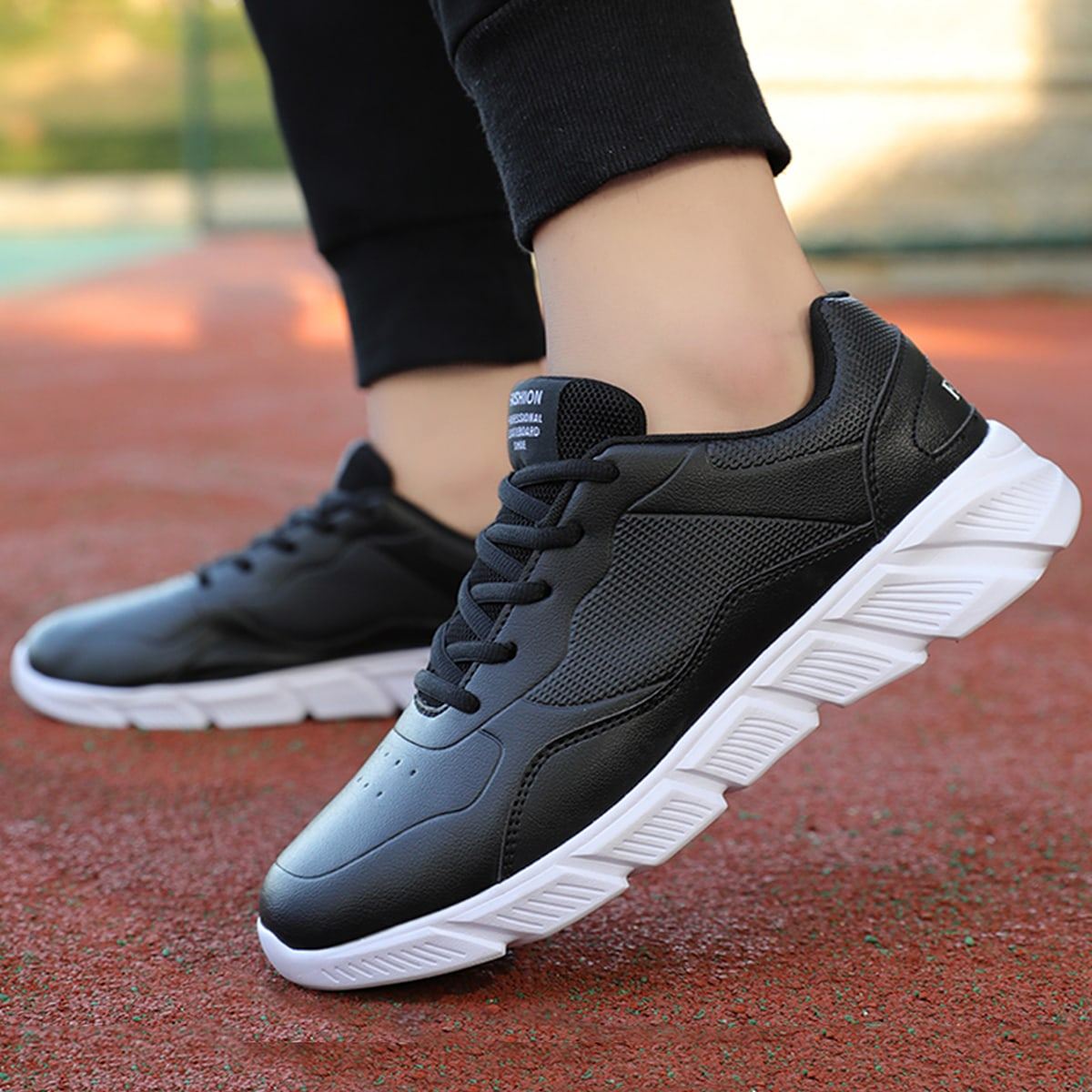 BlazeRun Mens Lightweight Fitness Sneakers